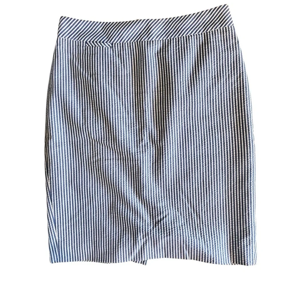 J.Crew Black Label The Pencil Skirt Sz 2 Seersucker Blue White Cotton Knee